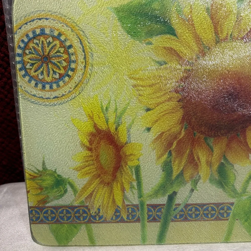 Sunflower, Temper Glass Cutting Board. 16x12. NWOT. Yellow, Green, Some Blue.